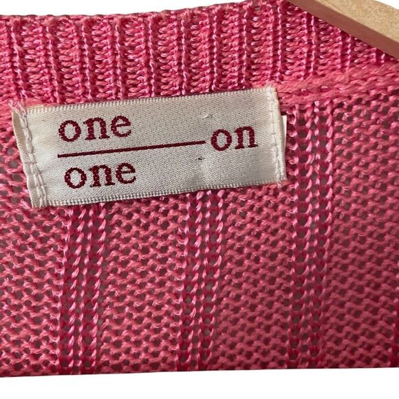 Vintage One on One Ribbed Knit Short Sleeve Front Button Sweater in Size - Picture 8 of 9